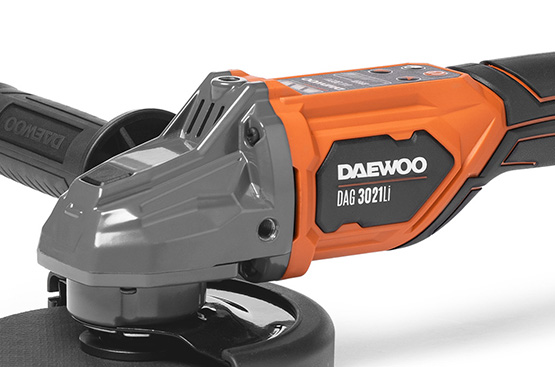 Способствует повышенной производительности и увеличенному ресурсу, а также на 30% сокращает расход энергии аккумулятора. Инструмент становится более экономичным и эффективным в использовании