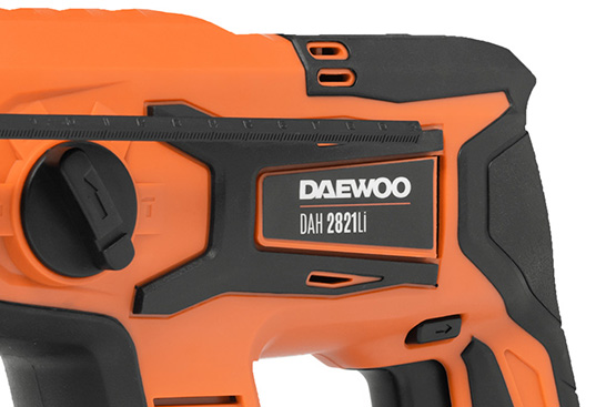 Способствует повышенной производительности и увеличенному ресурсу, а также на 30% сокращает расход энергии аккумулятора. Инструмент становится более экономичным и эффективным в использовании