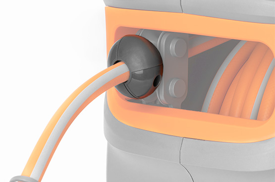 Специальный стоппер препятствует полной смотки шланга внутрь катушки.